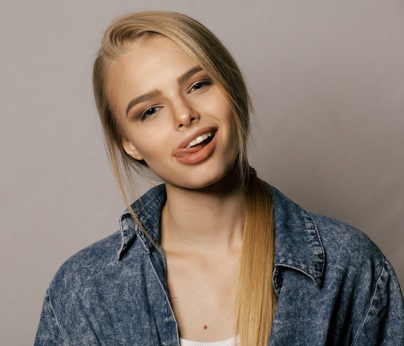 Alisa Denisovna Alisa Denisovna