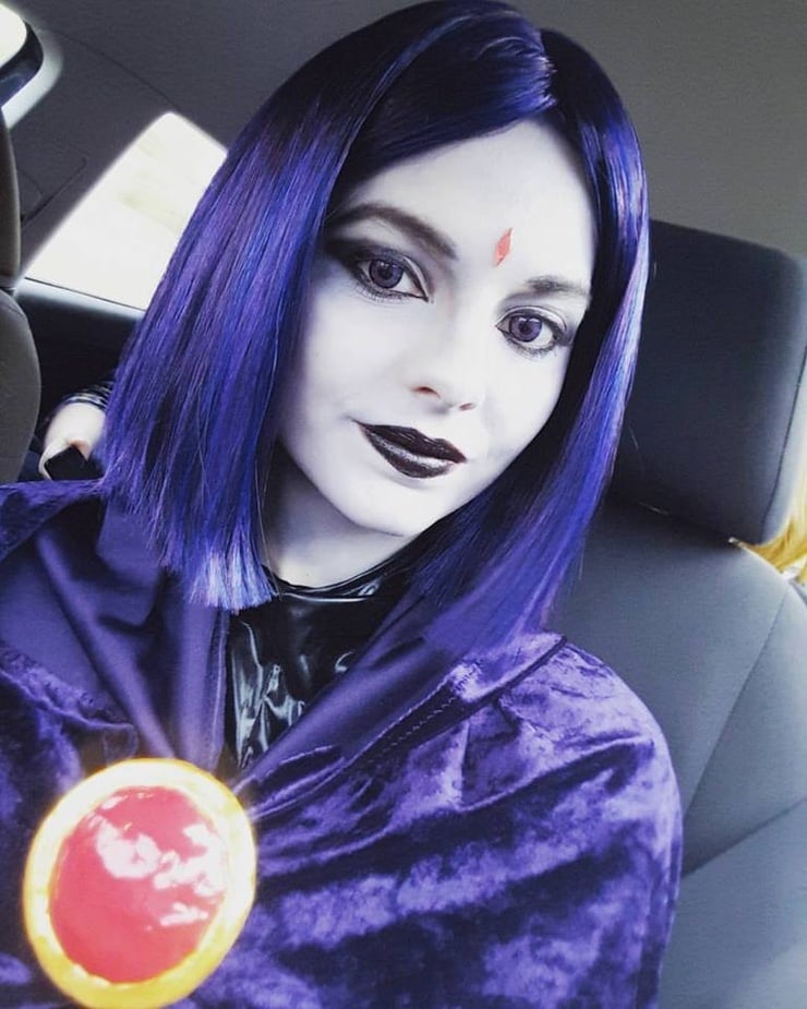 Raven Cosplay