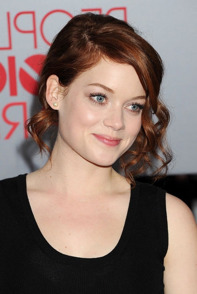 Jane Levy full body