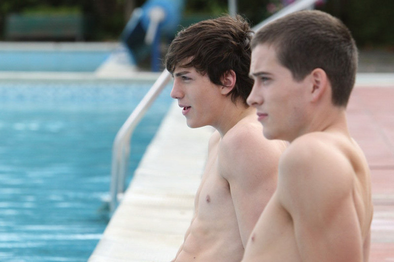 Angus, Thongs, And Perfect Snogging