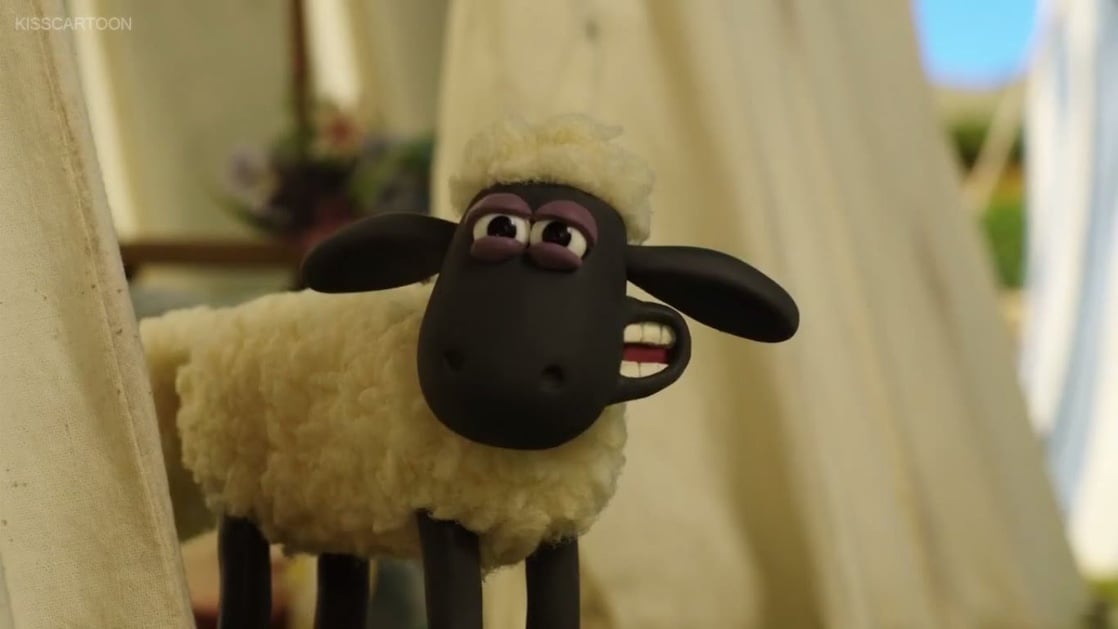 Shaun the Sheep: The Farmer's Llamas