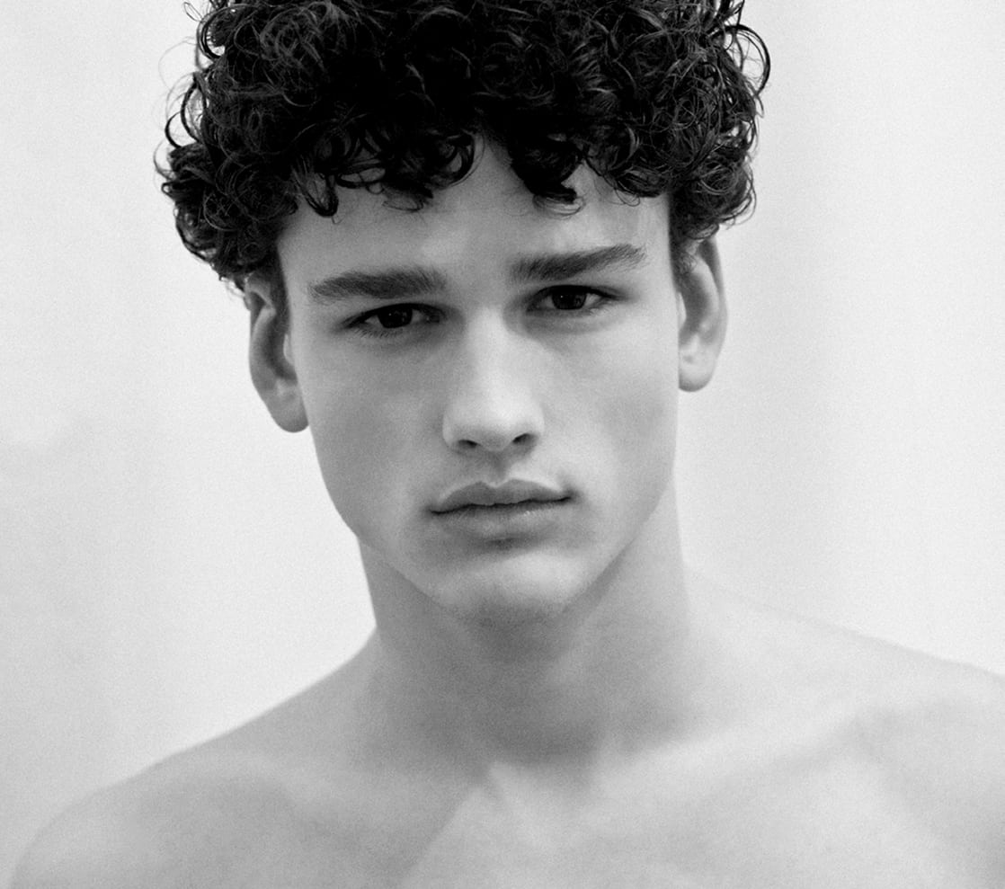 Picture of Simon Nessman