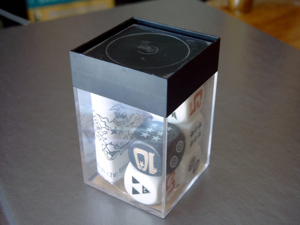 picture-of-cosmic-wimpout-plastic-cube-edition