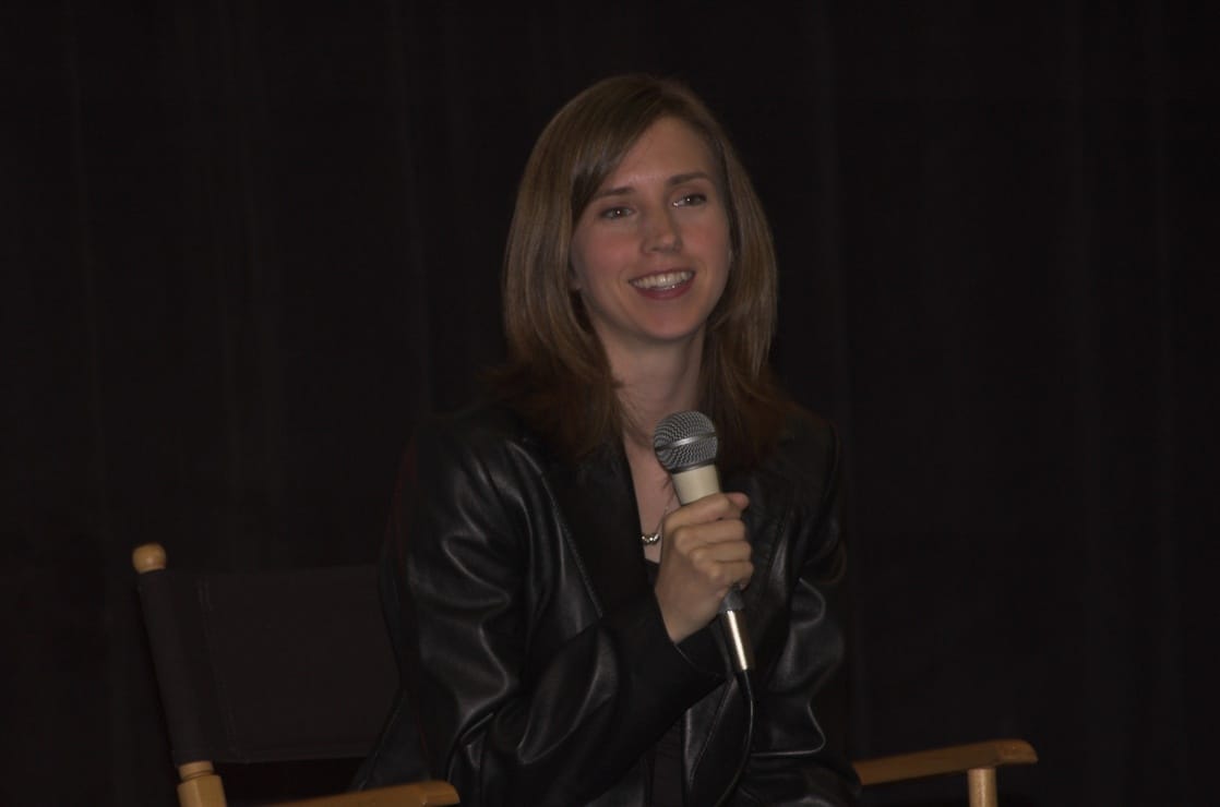 Emily Perkins picture