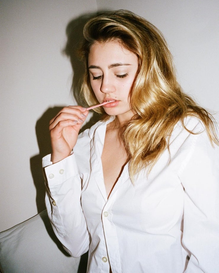 Picture Of Lia Marie Johnson 9304