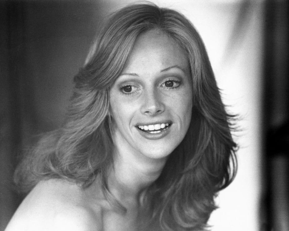 Next photo of Sondra Locke