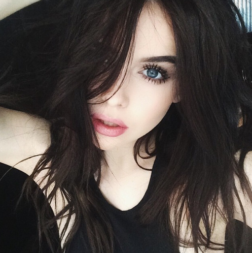 Picture of Acacia Brinley