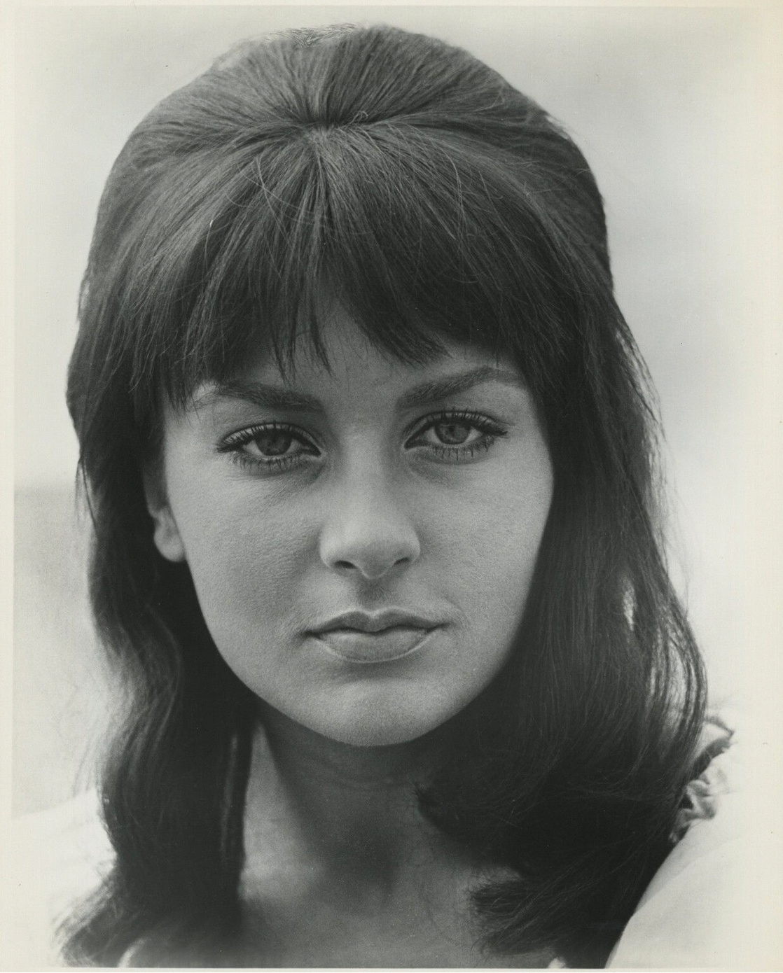 1118full-jolanda-modio.jpg