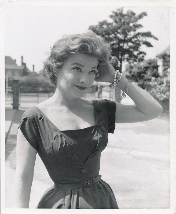 picture anne baxter picture anne baxter