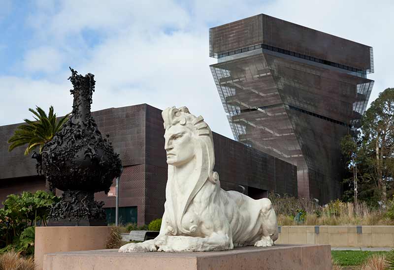 De Young (museum)